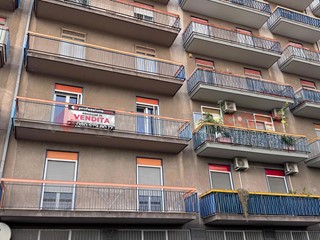 Trilocale in Vendita a Bari, 200'000€, 117 m²