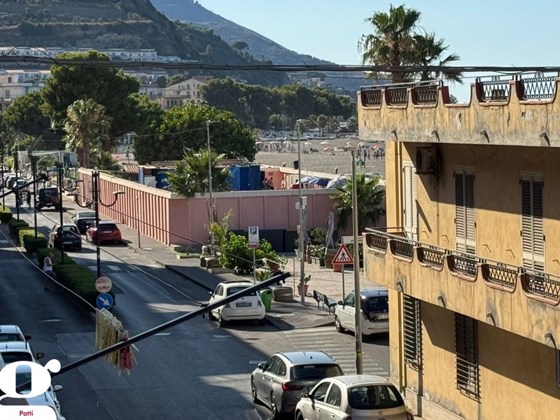 Trilocale in Vendita a Patti, 140'000€, 87 m², arredato