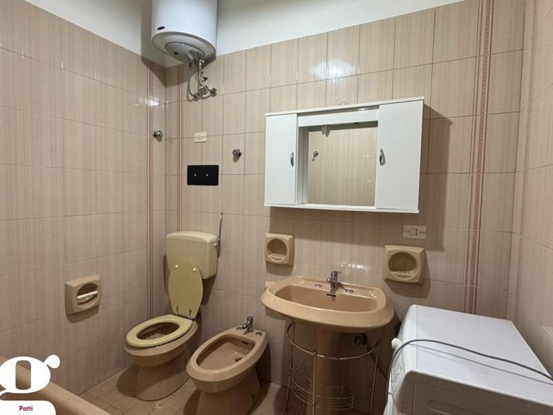 Trilocale in Vendita a Patti, 130'000€, 88 m², arredato