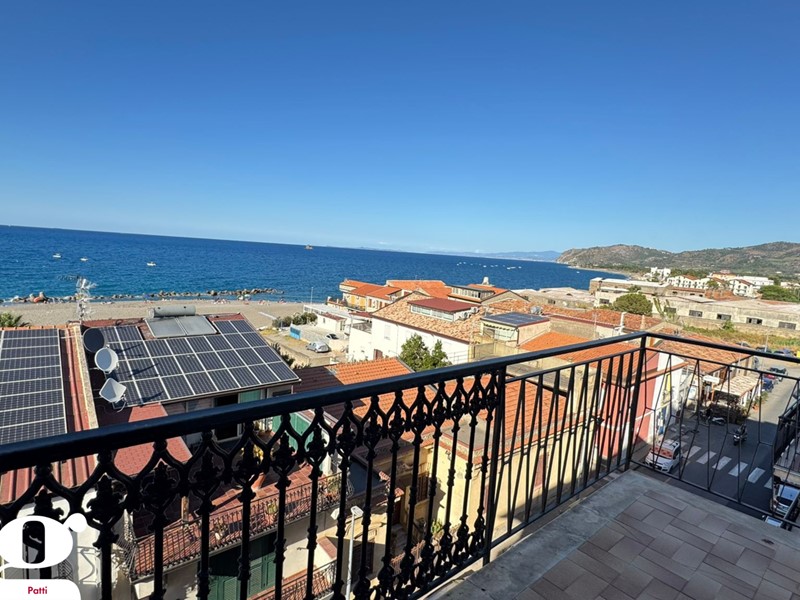 Trilocale in Vendita a Patti, 120'000€, 88 m², arredato