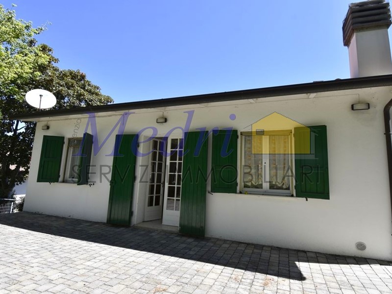 Casa Indipendente in Vendita a Bertinoro, 350'000€, 130 m², arredato