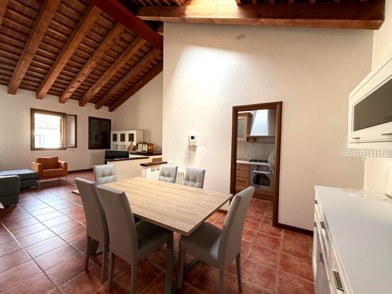 Appartamento in Vendita a Rovigo, 260'000€, 109 m²