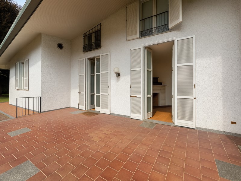 Villa in Vendita a Gozzano, 215'000€, 250 m²