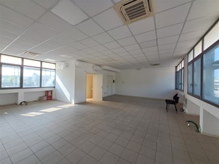Ufficio in Affitto a Parma, 800&euro;, 85 m²