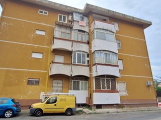 Quadrilocale in Vendita a Messina, 54'000€, 98 m²