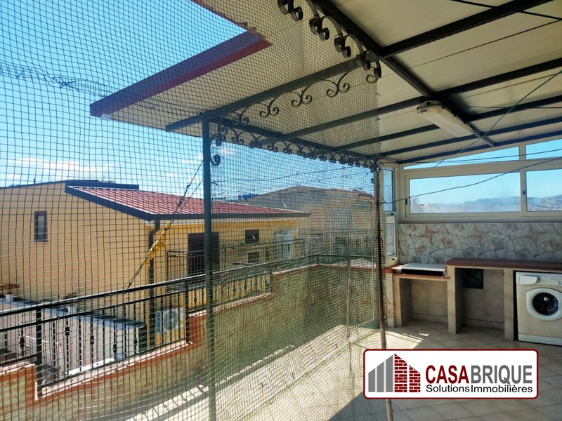Villa in Vendita a Altavilla Milicia, 160'000€, 219 m²
