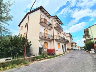 Quadrilocale in Vendita a Corchiano, 60'000€, 111 m²