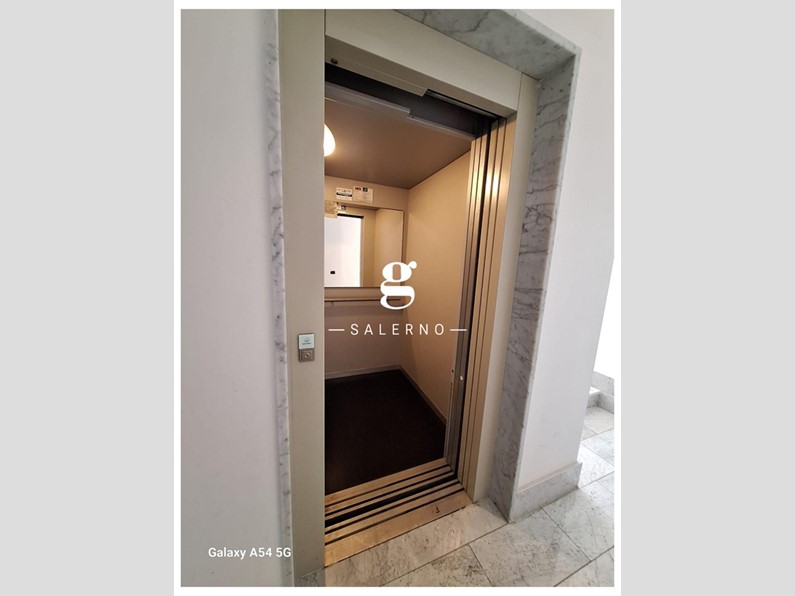 Bilocale in Vendita a Salerno, 220'000&euro;, 72 m²