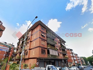 Quadrilocale in Vendita a Roma, 439'000&euro;, 104 m²