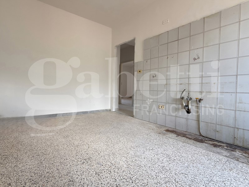 Trilocale in Vendita a Angri, 120'000€, 93 m²
