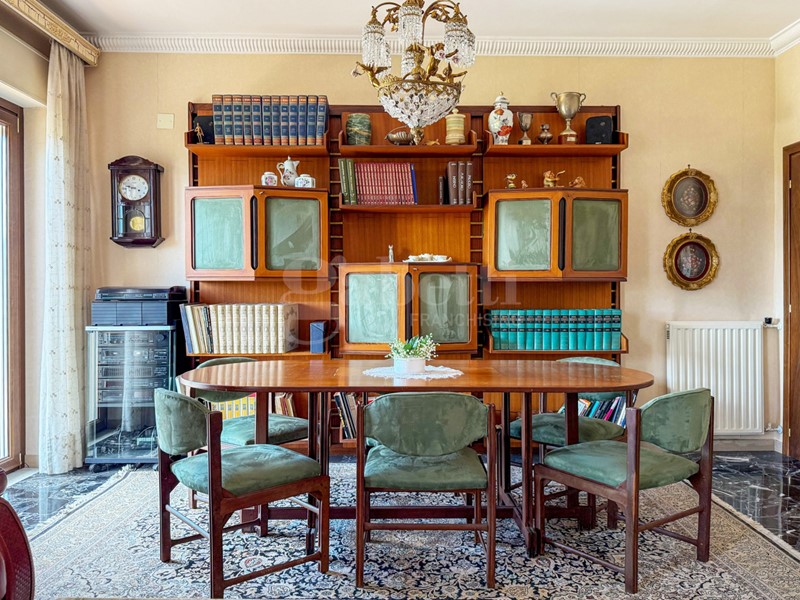 Quadrilocale in Vendita a Napoli, 515'000€, 105 m²