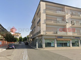 Quadrilocale in Vendita a Avezzano, 120'000€, 100 m², arredato