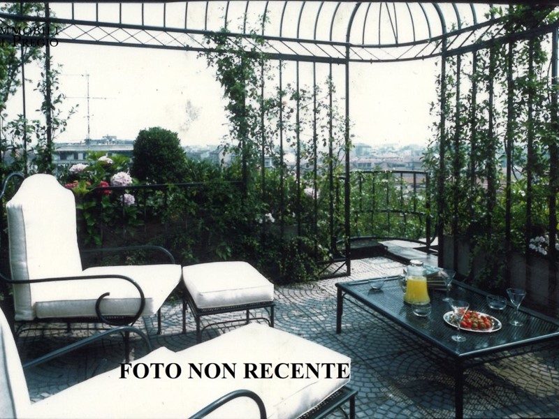 Quadrilocale in Vendita a Milano, 1'970'000€, 218 m²
