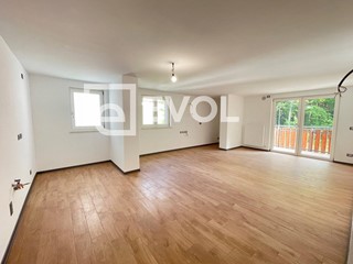 Trilocale in Vendita a Chiusaforte, 205'000&euro;, 90 m²