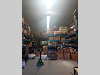 Capannone in Vendita a Signa, zona Sant'Angelo a Lecore, 500'000€, 680 m²