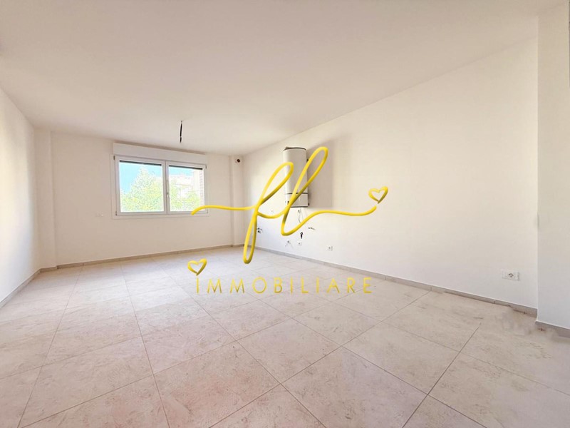 Trilocale in Vendita a Rosignano Marittimo, zona Vada, 182'000€, 69 m²