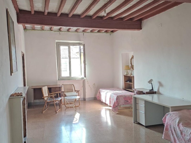 Quadrilocale in Vendita a Pisa, 390'000€, 130 m²