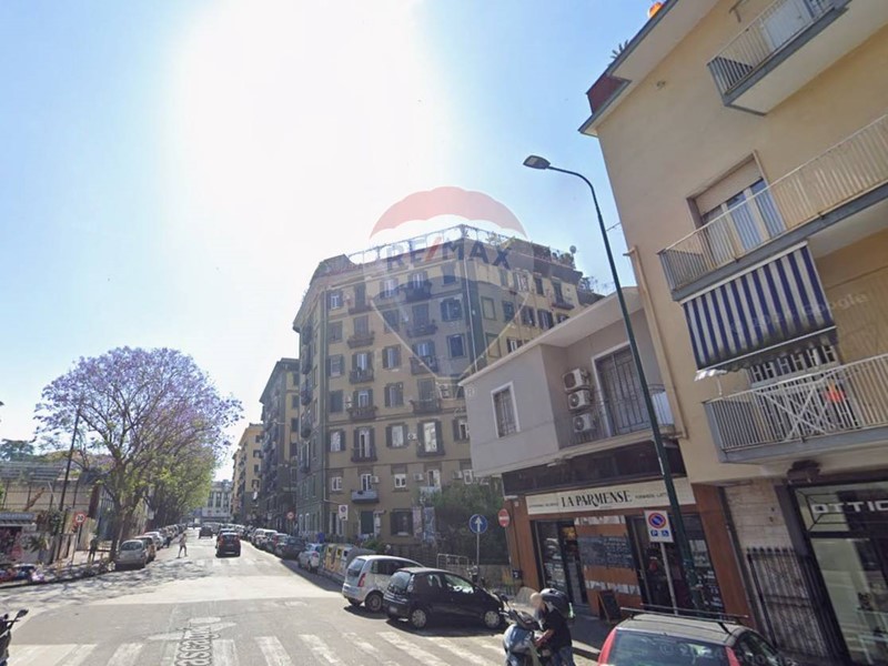 Appartamento in Vendita a Napoli, 435'000€, 114 m²