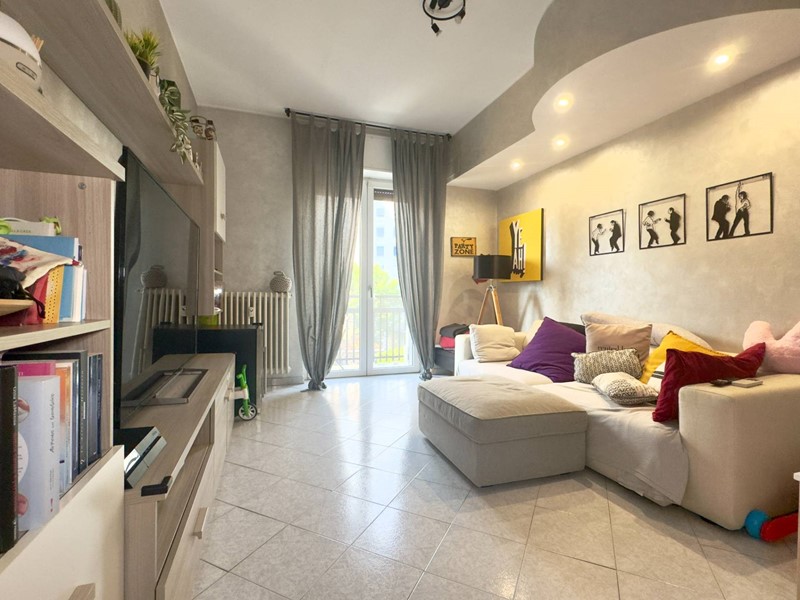 Bilocale in Vendita a Cinisello Balsamo, 189'000€, 78 m²