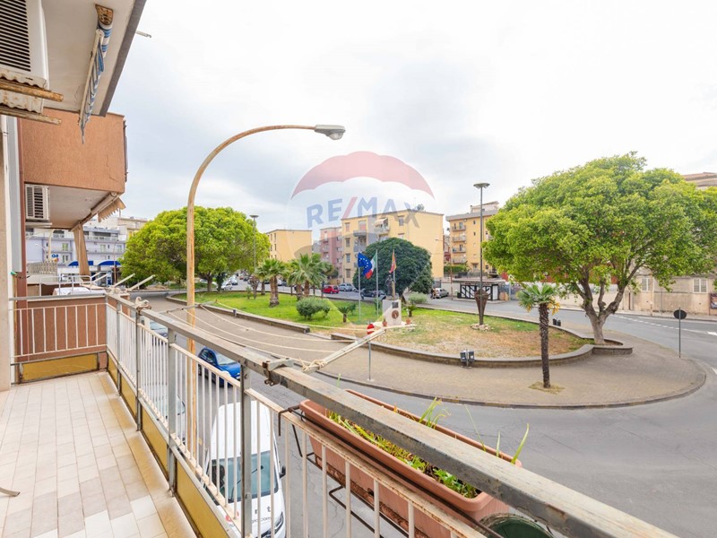 Trilocale in Vendita a Lentini, 60'000€, 103 m²