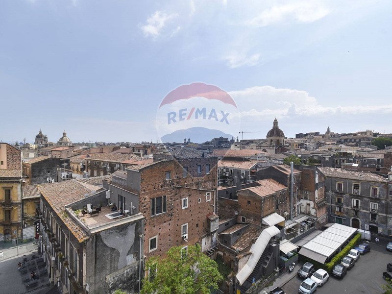 Immobile commerciale in Vendita a Catania, 1'100'000&euro;, 600 m²