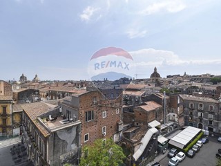 Immobile commerciale in Vendita a Catania, 1'100'000&euro;, 600 m²