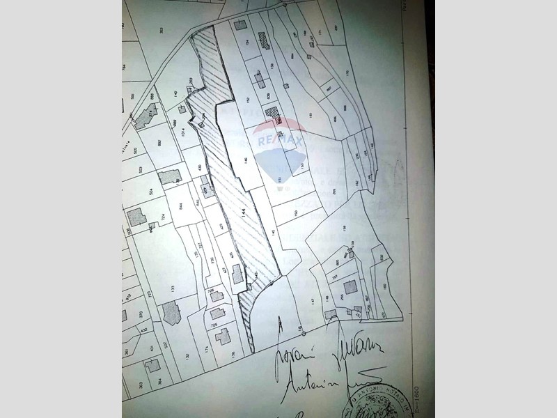 Terreno agricolo in Vendita a Pedara, 125'000€, 3571 m²