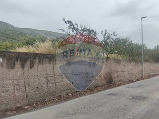 Terreno edificabile in Vendita a Santa Maria a Vico, 210'000€, 2000 m²