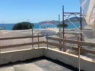 Attico in Vendita a Formia, 399'000€, 75 m²
