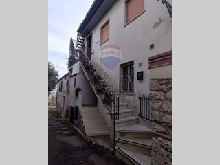 Appartamento in Vendita a Formia, 200'000€, 93 m²