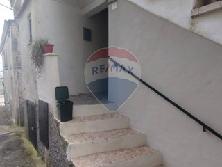 Bilocale in Vendita a Formia, 90'000€, 60 m²