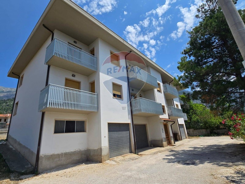 Appartamento in Vendita a Sulmona, 120'000€, 128 m²