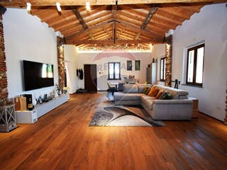 Appartamento in Vendita a Pisa, 1'300'000€, 400 m²