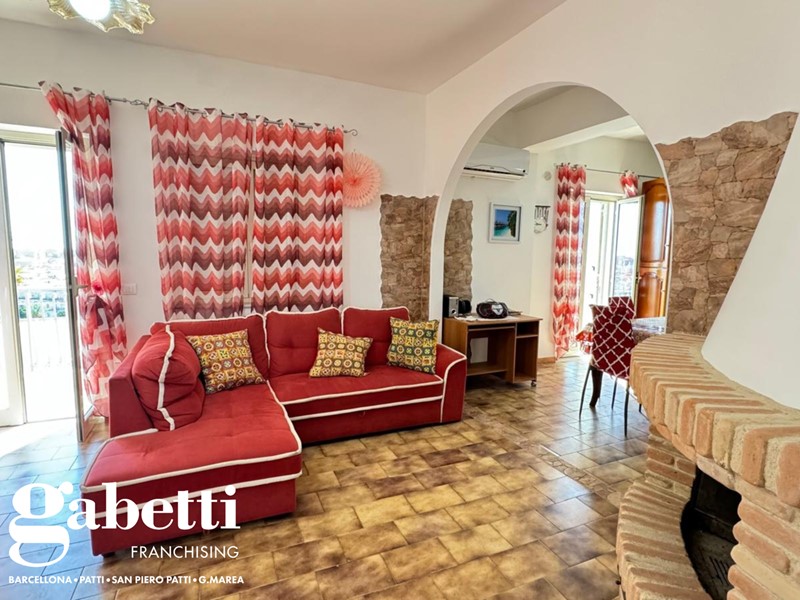 Trilocale in Vendita a Brolo, 120'000€, 80 m²