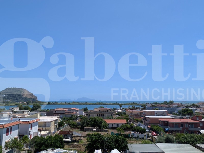 Trilocale in Vendita a Bacoli, 420'000€, 75 m²