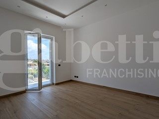 Bilocale in Vendita a Bacoli, 365'000€, 75 m²