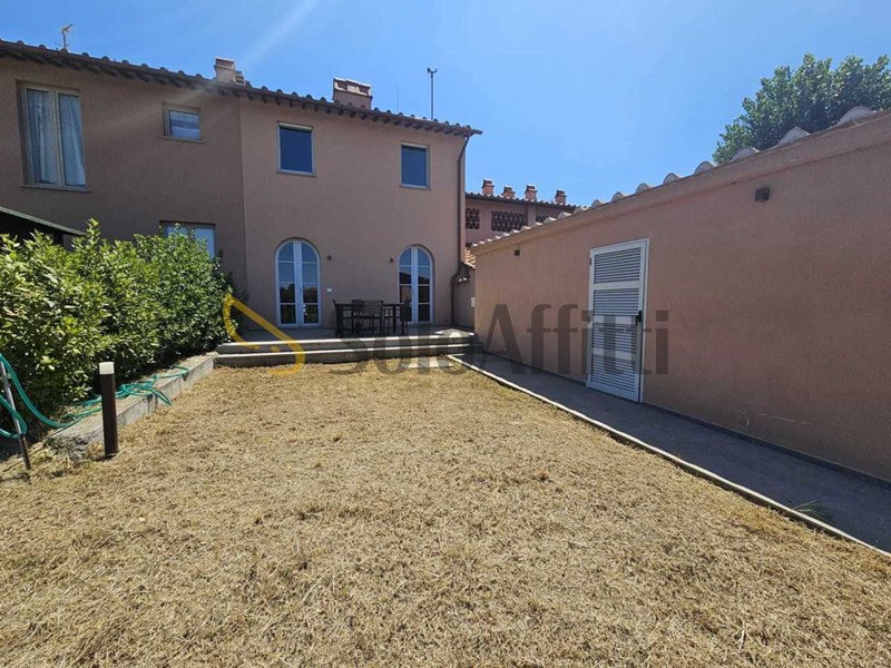 Casa Indipendente in Affitto a Cerreto Guidi, 900€, 120 m², arredato