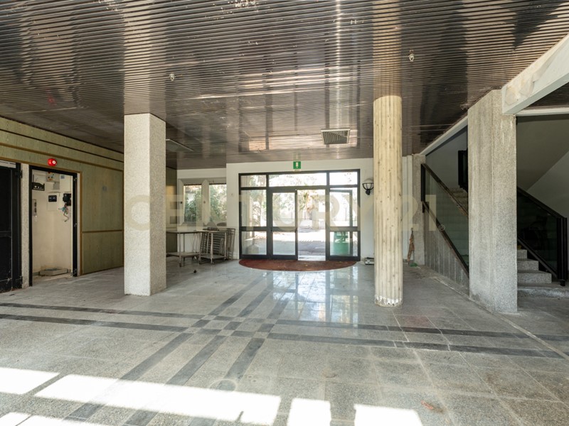 Capannone in Vendita a Catania, 3'420'000€, 16145 m², arredato