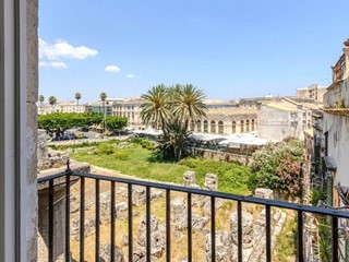 Appartamento in Vendita a Siracusa, 550'000&euro;, 125 m²