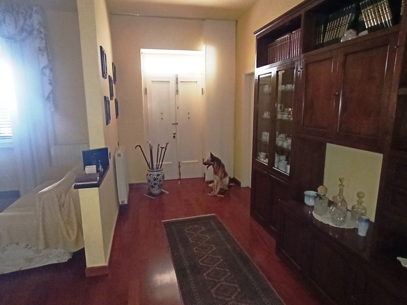 Quadrilocale in Vendita a Castelnuovo Magra, 210'000€, 90 m²