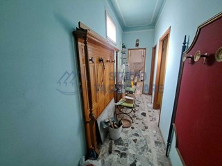 Trilocale in Vendita a Taggia, 73'000€, 55 m²