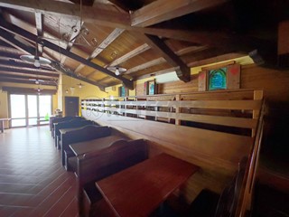 Immobile commerciale in Vendita a Castelgomberto, zona Castelgomberto, 250'000&euro;, 900 m²