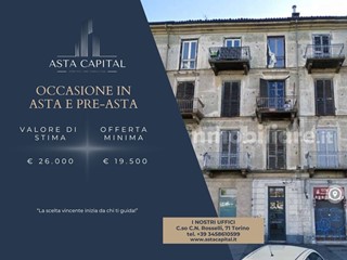 Bilocale in Vendita a Torino, 19'500€, 52 m²