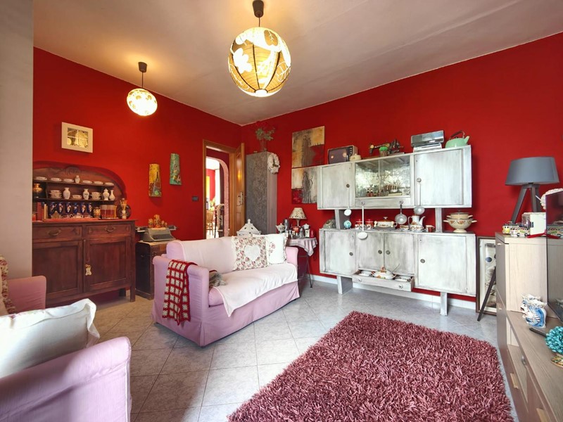 Appartamento in Vendita a Fucecchio, zona Botteghe, 150'000€, 105 m²