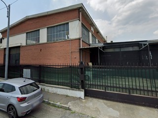 Capannone in Vendita a Nichelino, 86'250€, 423 m²