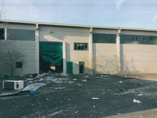 Capannone in Vendita a Strambino, 453'252€, 3450 m²