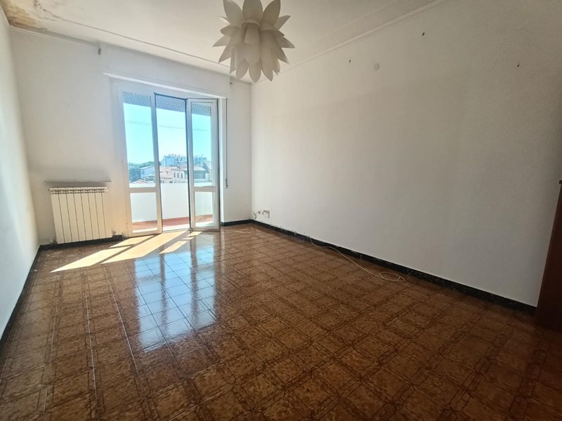 Quadrilocale in Vendita a Carrara, zona Marina di Carrara, 215'000€, 85 m²