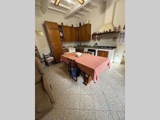 Casa Semi Indipendente in Vendita a Campiglia Marittima, zona Venturina, 185'000&euro;, 120 m², arredato