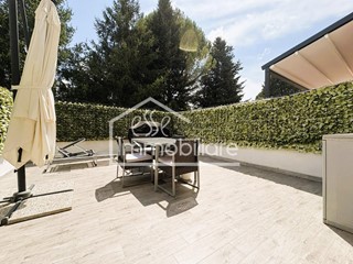 Casa Indipendente in Vendita a Vinci, 299'000€, 120 m², arredato, con Box