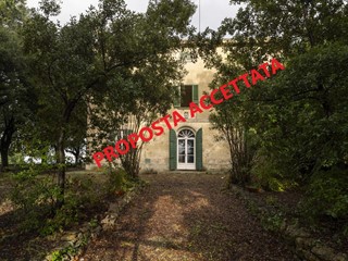 Villa in Vendita a Terricciola, zona Soiana, 230'000&euro;, 400 m²